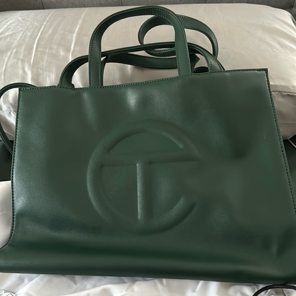 Medium Telfar Bag - Picture 1 of 4